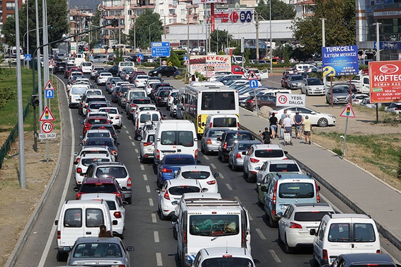 Tatilciler Dönüş Yolunda 15